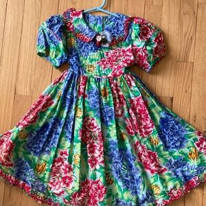 NWOT Vintage Mousefeathers Little Girls Printed Dress Midi length. Size 4T